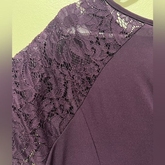 Purple torrid dress with lace shoulder detail. - Picture 4 of 6